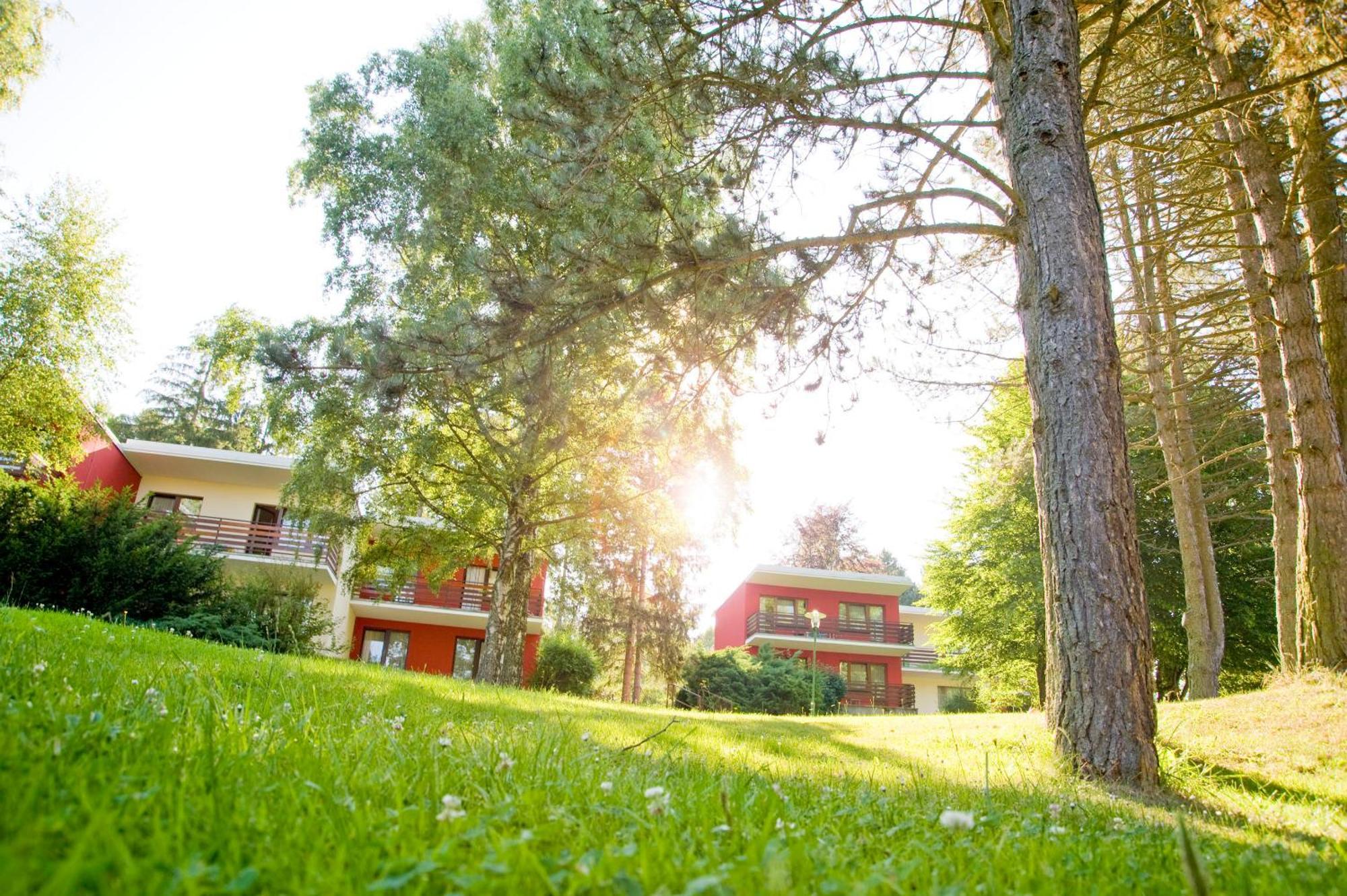 Hotel Ottenstein - Das Wohlfuehlhotel Rastenfeld ภายนอก รูปภาพ