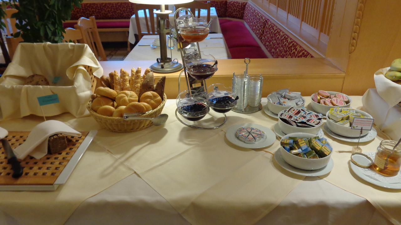 Hotel Ottenstein - Das Wohlfuehlhotel Rastenfeld ภายนอก รูปภาพ
